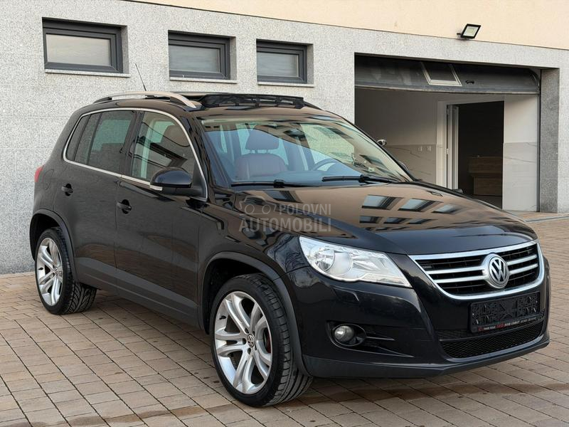 Volkswagen Tiguan SPORT STYLE  DSG 4X4