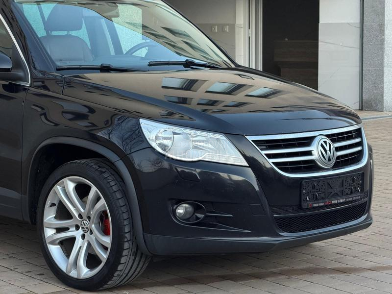 Volkswagen Tiguan SPORT STYLE  DSG 4X4