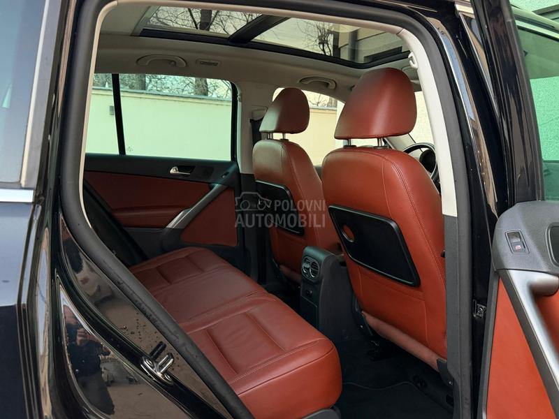 Volkswagen Tiguan SPORT STYLE  DSG 4X4