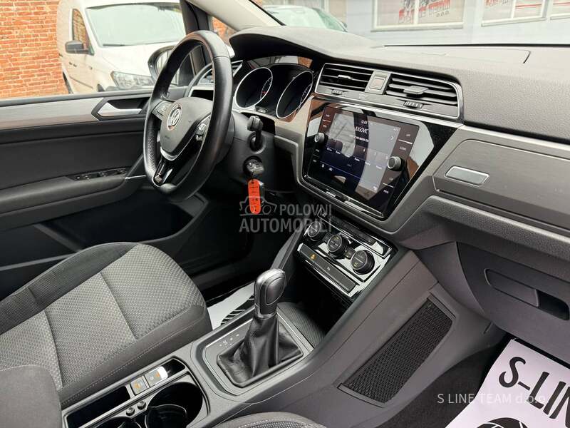 Volkswagen Touran 1.6 TDI/DSG/7S