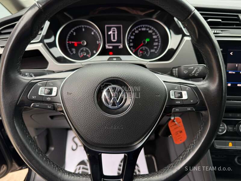 Volkswagen Touran 1.6 TDI/DSG/7S