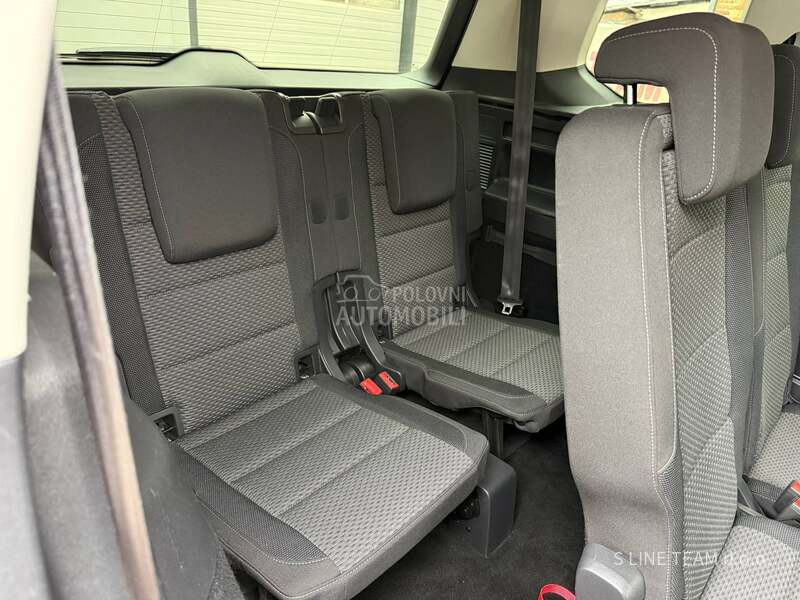 Volkswagen Touran 1.6 TDI/DSG/7S