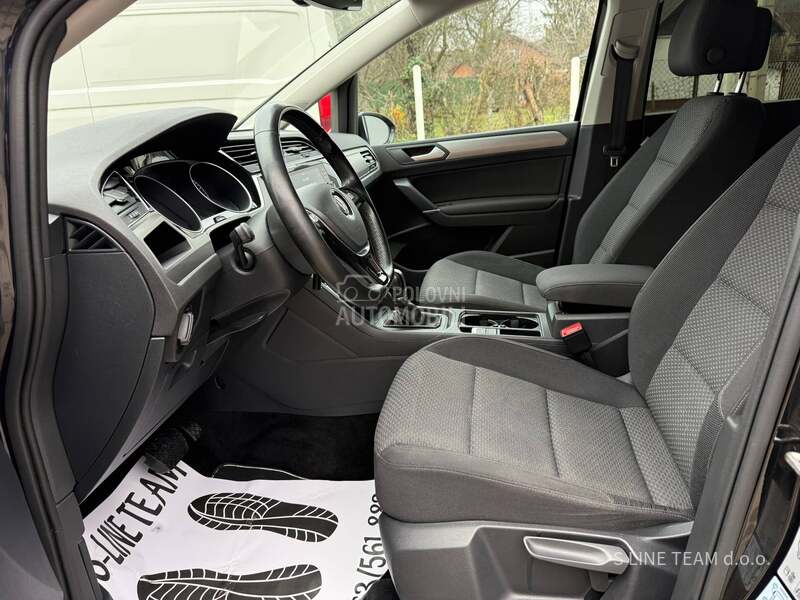 Volkswagen Touran 1.6 TDI/DSG/7S