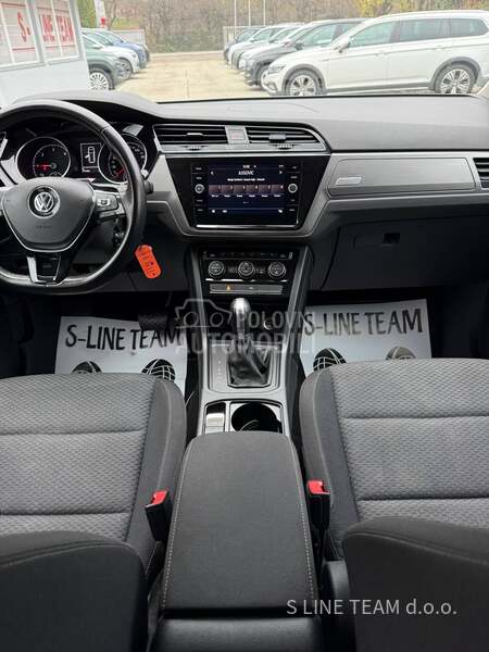Volkswagen Touran 1.6 TDI/DSG/7S