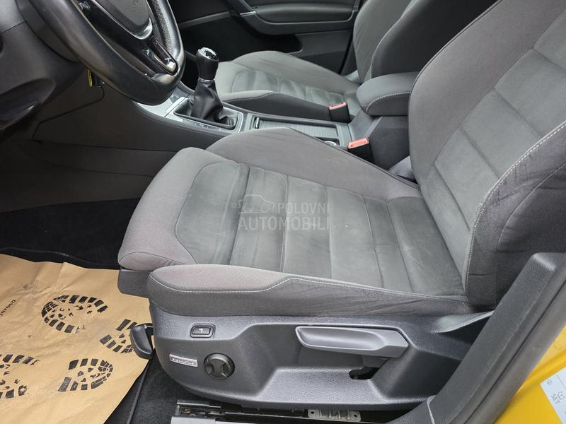 Volkswagen Golf 7 MATRIX KAMERA LED