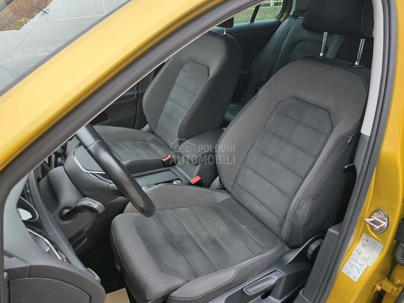 Volkswagen Golf 7 MATRIX KAMERA LED
