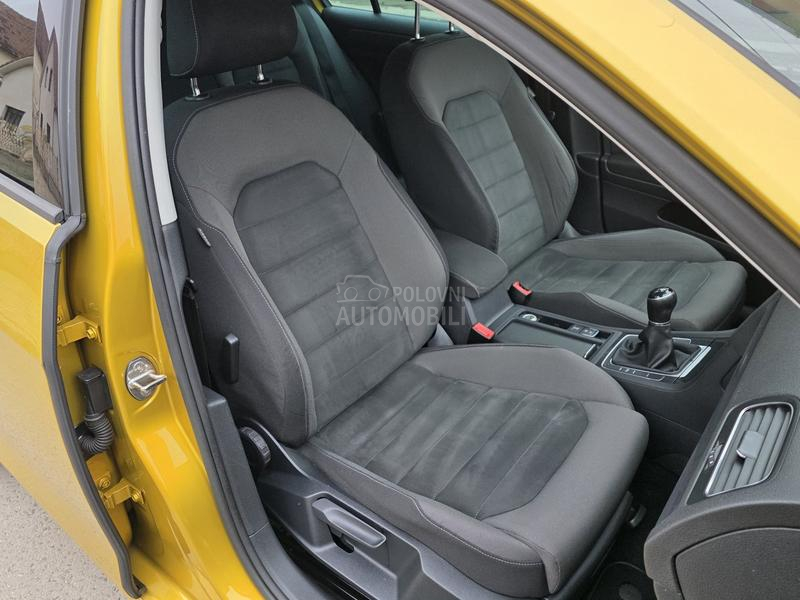 Volkswagen Golf 7 MATRIX KAMERA LED