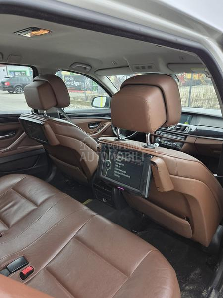 BMW 520 F11