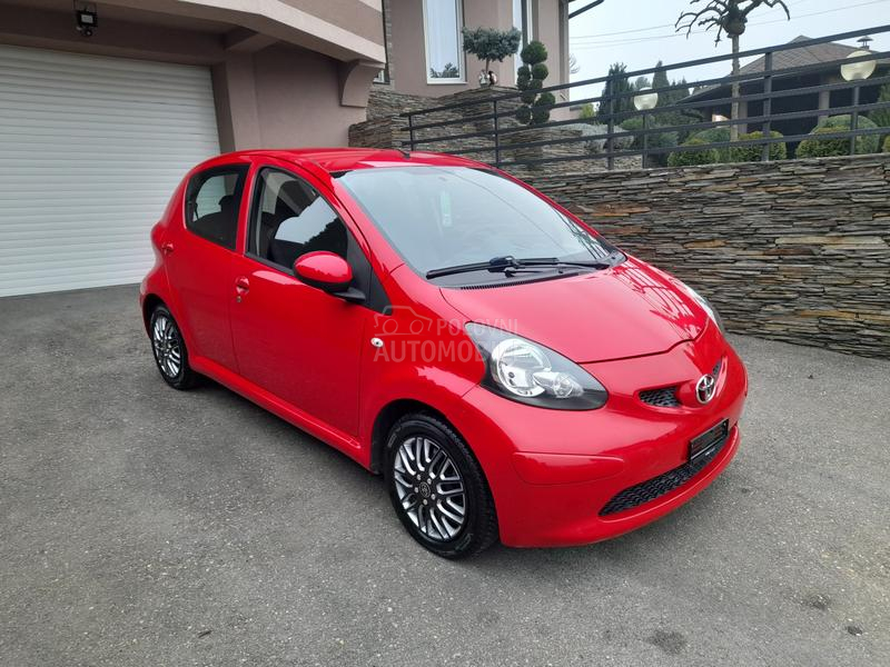 Toyota Aygo 1.0 UV0Z/CH