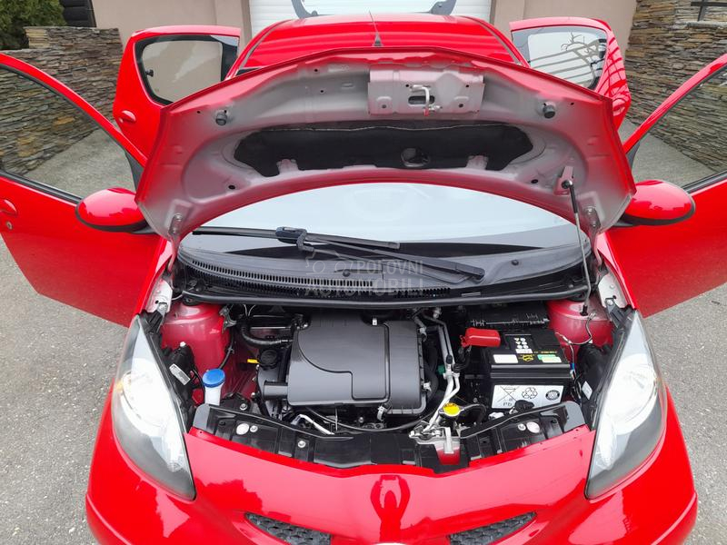 Toyota Aygo 1.0 UV0Z/CH