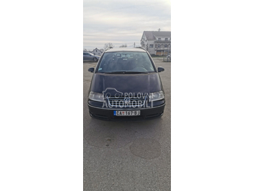 Volkswagen Sharan kuka 7 sedista