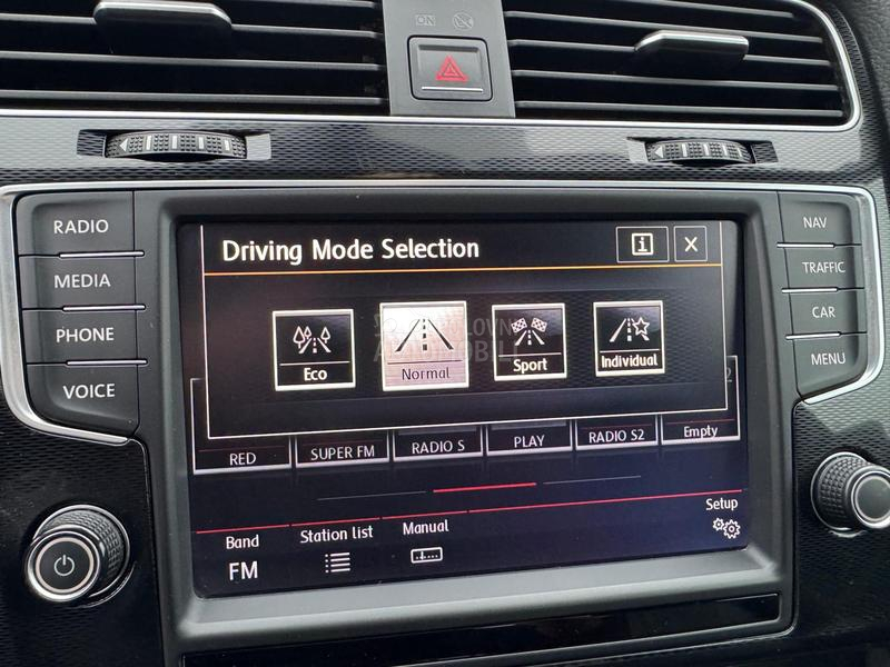 Volkswagen Golf 7 2.0 GTI PERFORMANCE