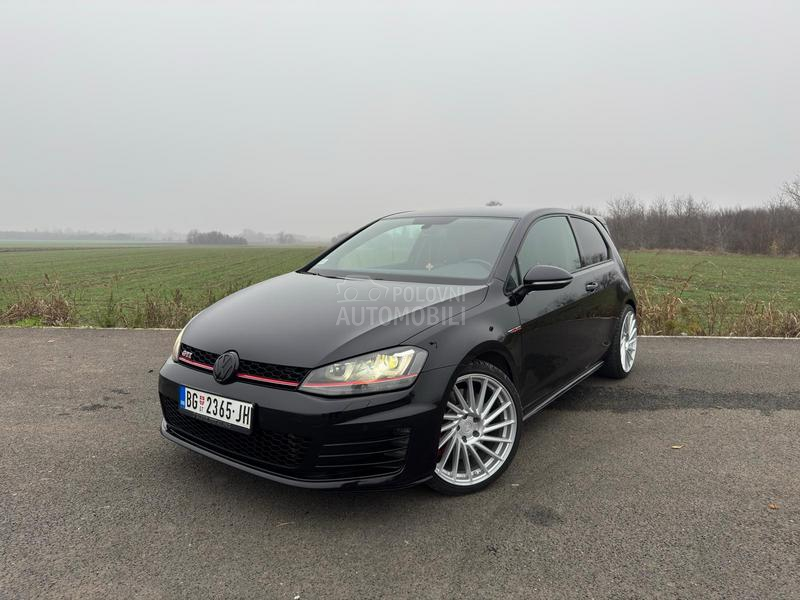Volkswagen Golf 7 2.0 GTI PERFORMANCE