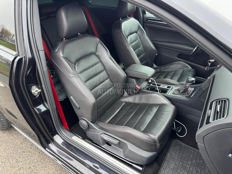 Volkswagen Golf 7 2.0 GTI PERFORMANCE