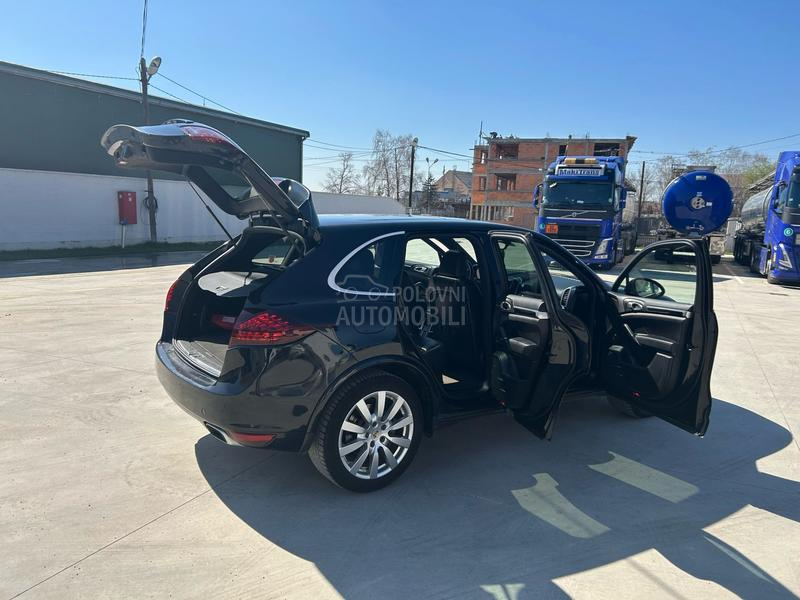 Porsche Cayenne 2.0