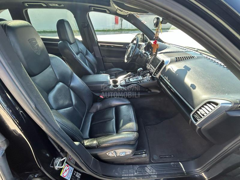 Porsche Cayenne 2.0