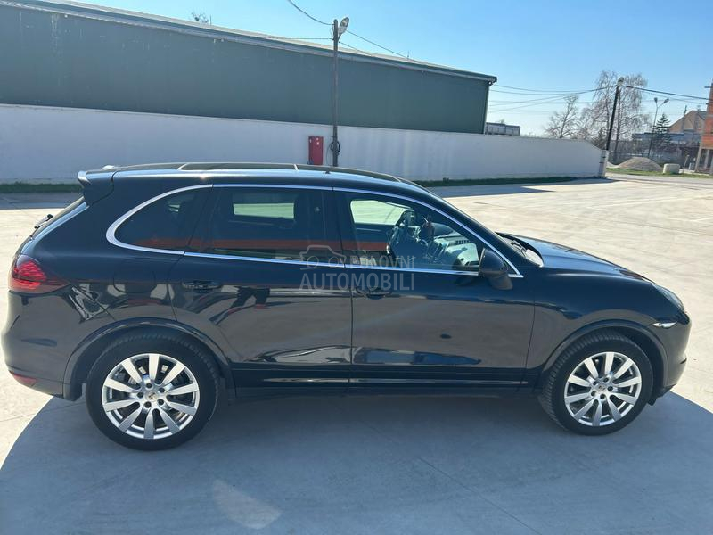 Porsche Cayenne 2.0