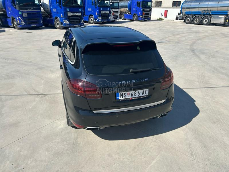 Porsche Cayenne 2.0