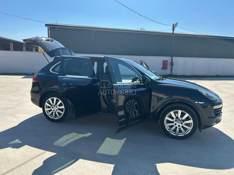 Porsche Cayenne 2.0