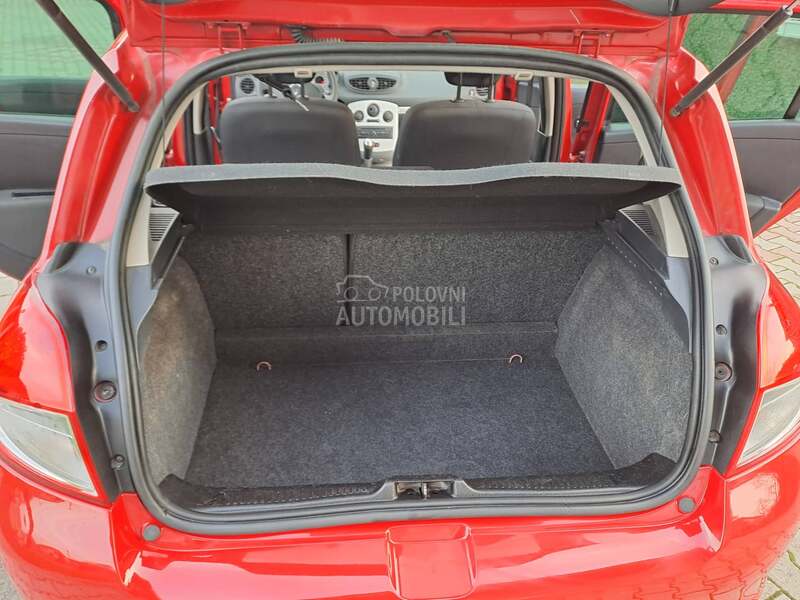 Renault Clio 1.2 CH 153000 k.m