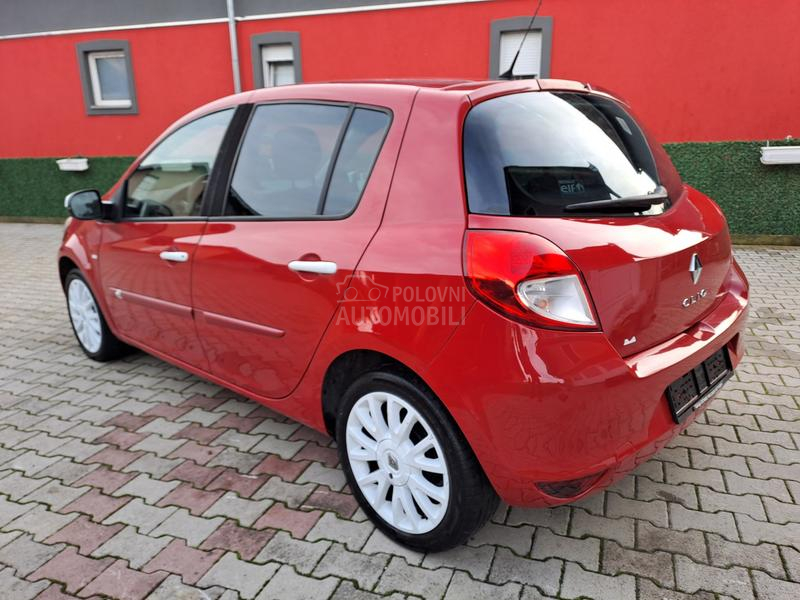 Renault Clio 1.2 CH 153000 k.m