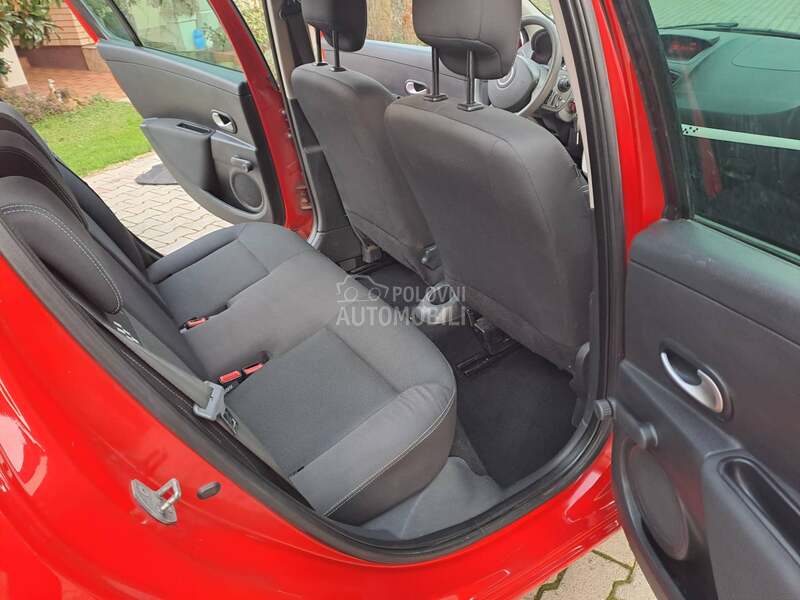 Renault Clio 1.2 CH 153000 k.m