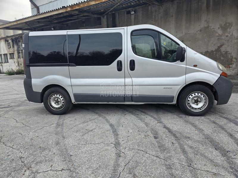 Renault Trafic 