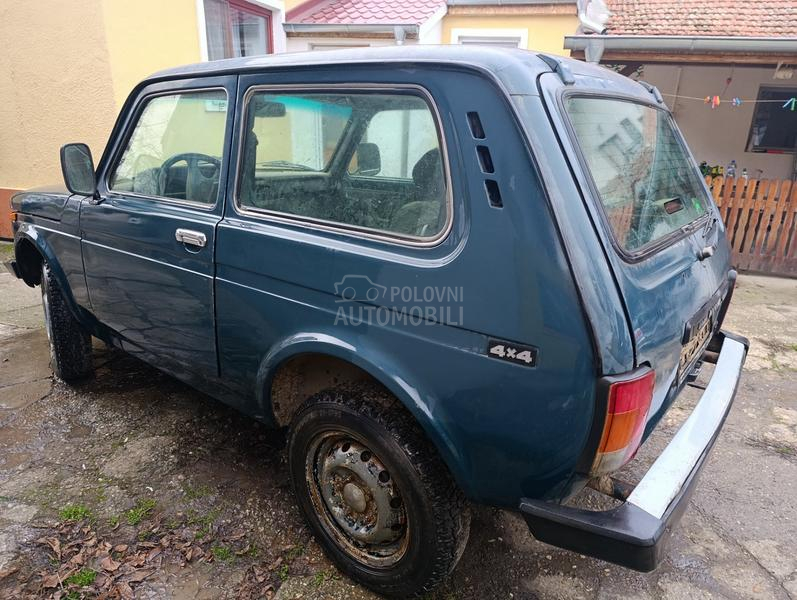 Lada Niva 1.7