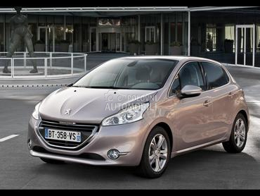 Peugeot 208 2013. god. -  kompletan auto u delovima
