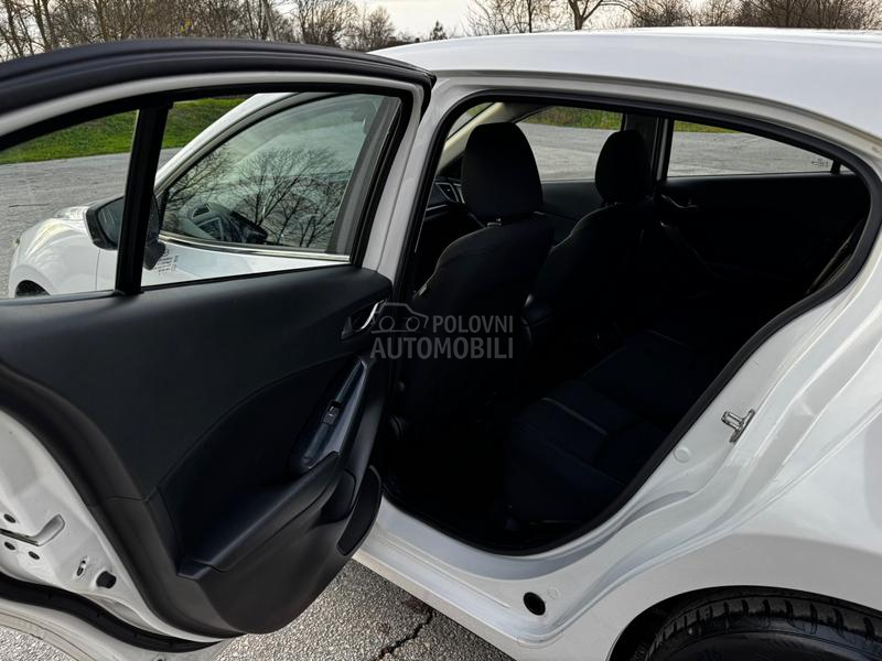 Mazda 3 SkyActiv