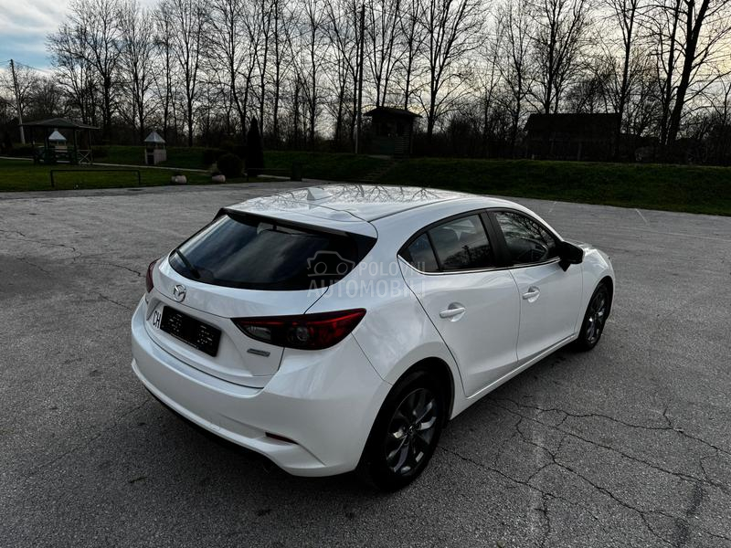 Mazda 3 SkyActiv