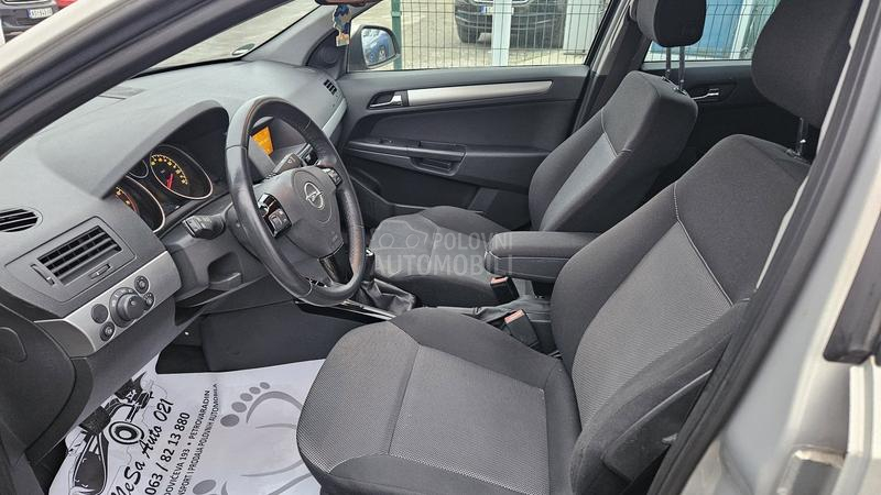 Opel Astra H 1.4B