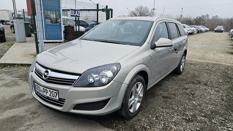 Opel Astra H 1.4B