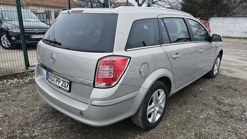 Opel Astra H 1.4B
