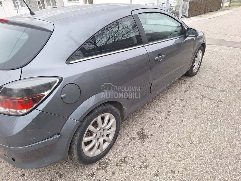 Opel Astra H 1.7 cdti