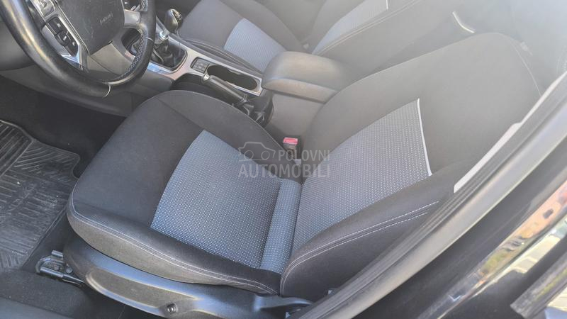 Ford Mondeo 1.6 Tdci citaaj