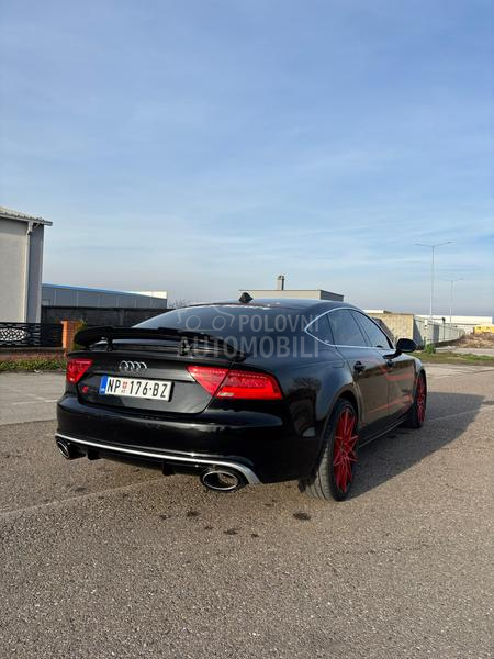 Audi A7 RS7 LOOC