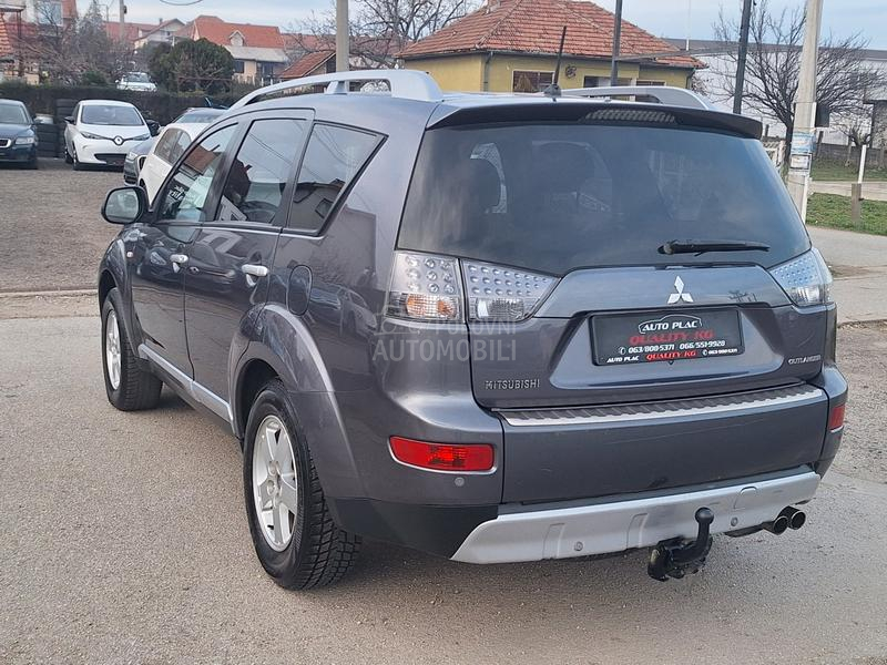 Mitsubishi Outlander 
