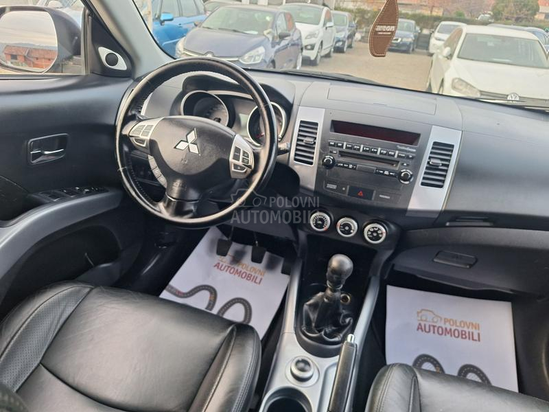 Mitsubishi Outlander 