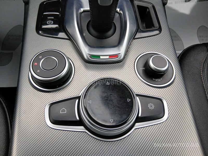 Alfa Romeo Stelvio 2.2 JTDM/SPRINT/Q4