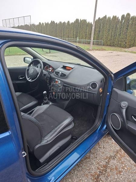 Renault Clio 1.5 DCI