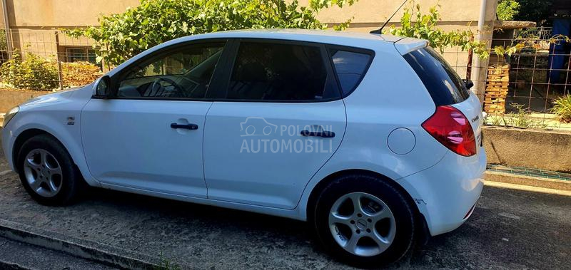 Kia cee`d 1.4