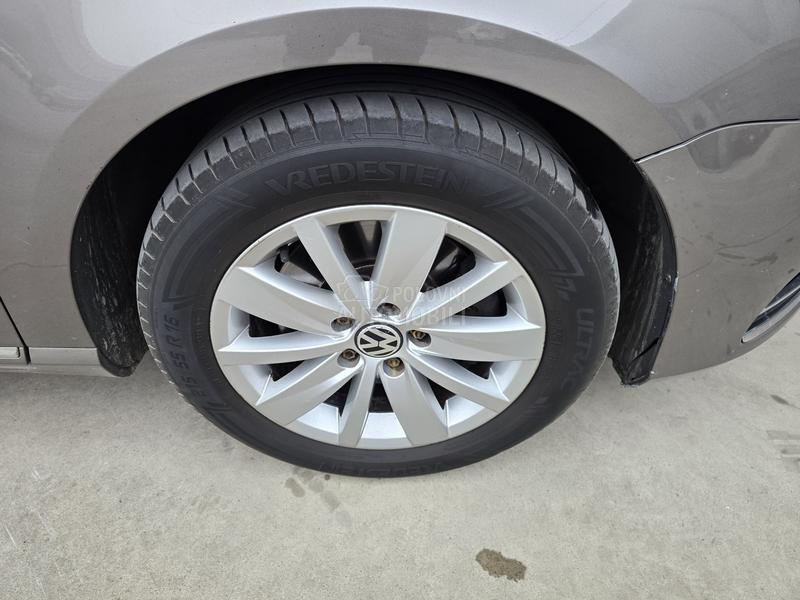 Volkswagen Passat B7 2.0 TDI DSG