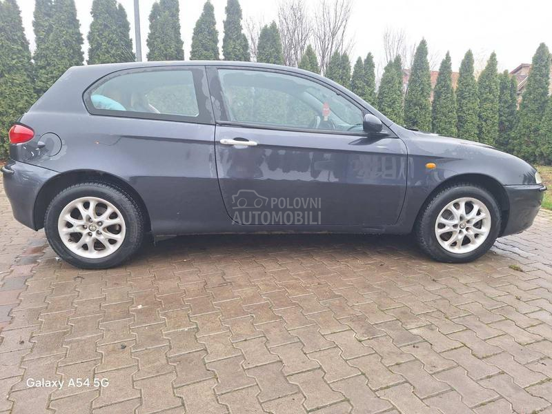 Alfa Romeo 147 T. Spark