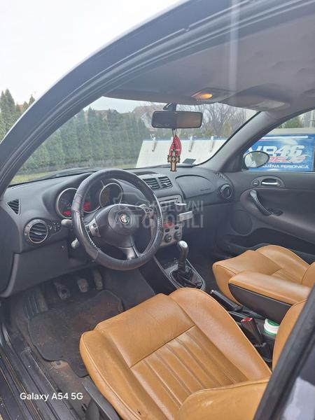 Alfa Romeo 147 T. Spark