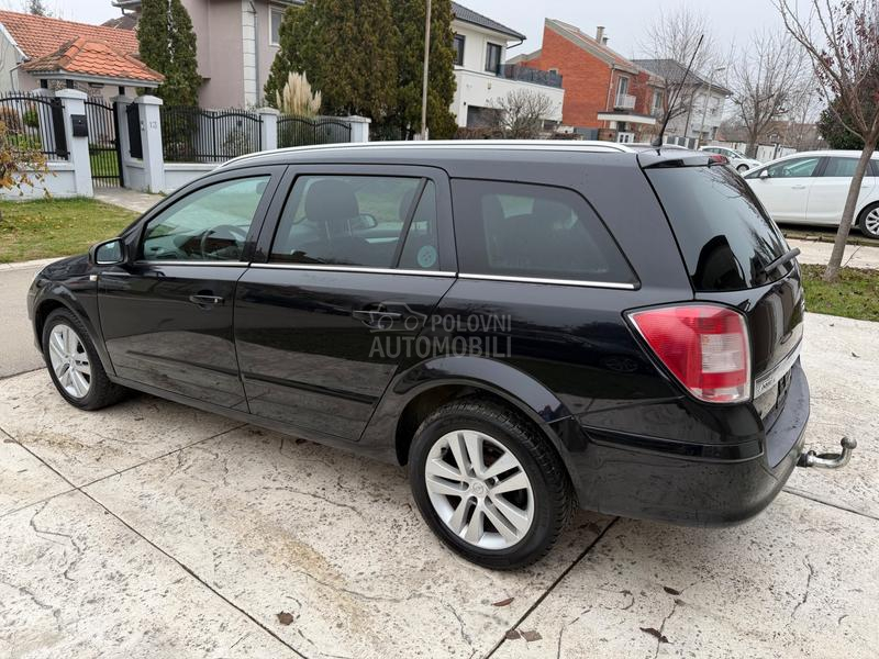 Opel Astra H 1.6 16v ENJOY