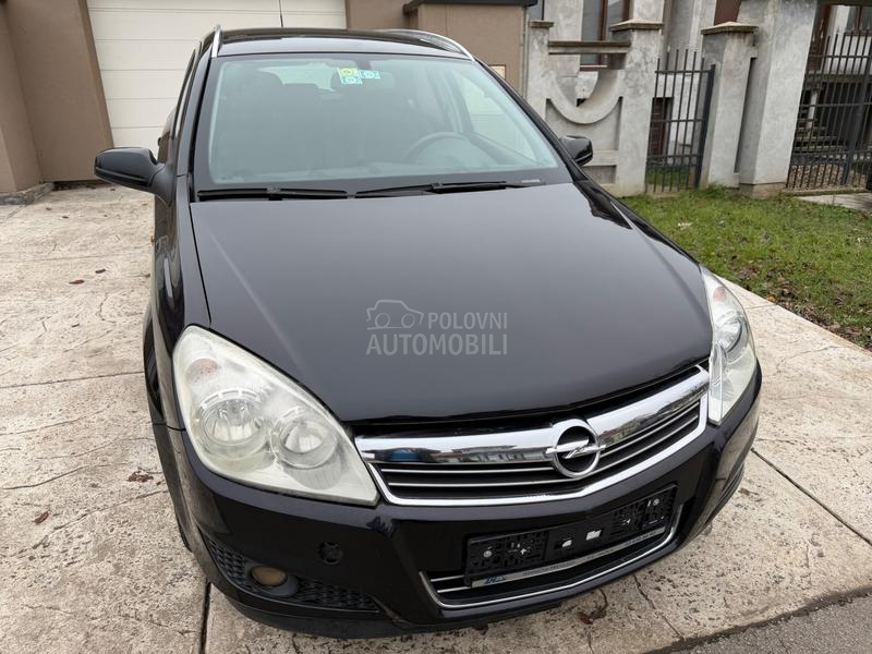 Opel Astra H 1.6 16v ENJOY