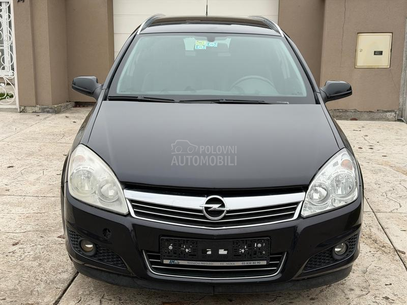 Opel Astra H 1.6 16v ENJOY