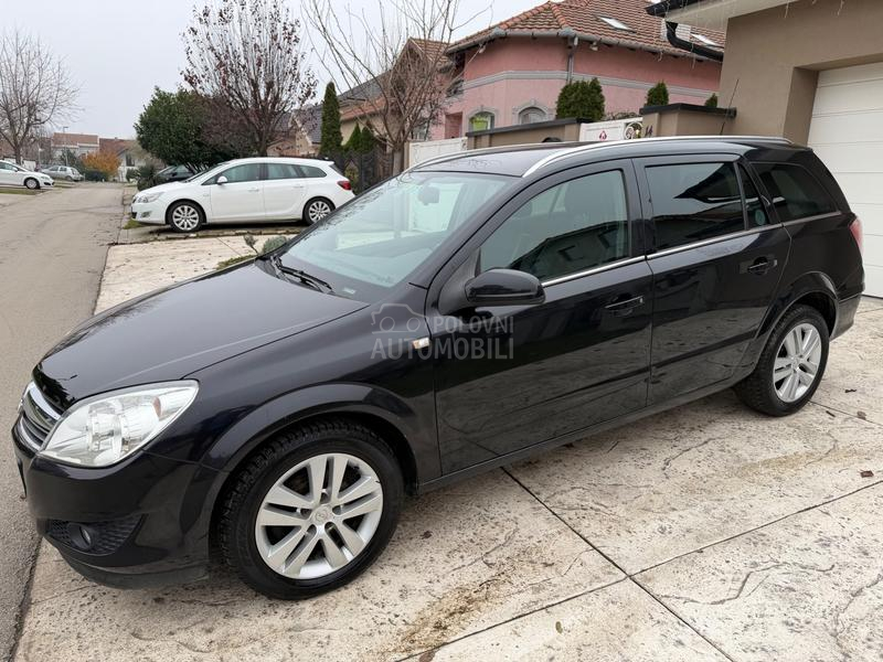 Opel Astra H 1.6 16v ENJOY