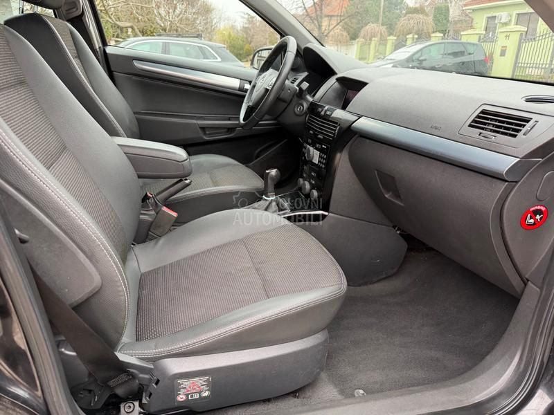 Opel Astra H 1.6 16v ENJOY